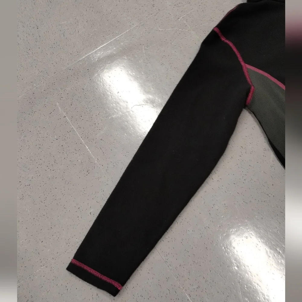 The North Face 1/4 Zip Fleece Pull Over sweater Girls L Black & Pink Lightweight - Picture 12 of 13